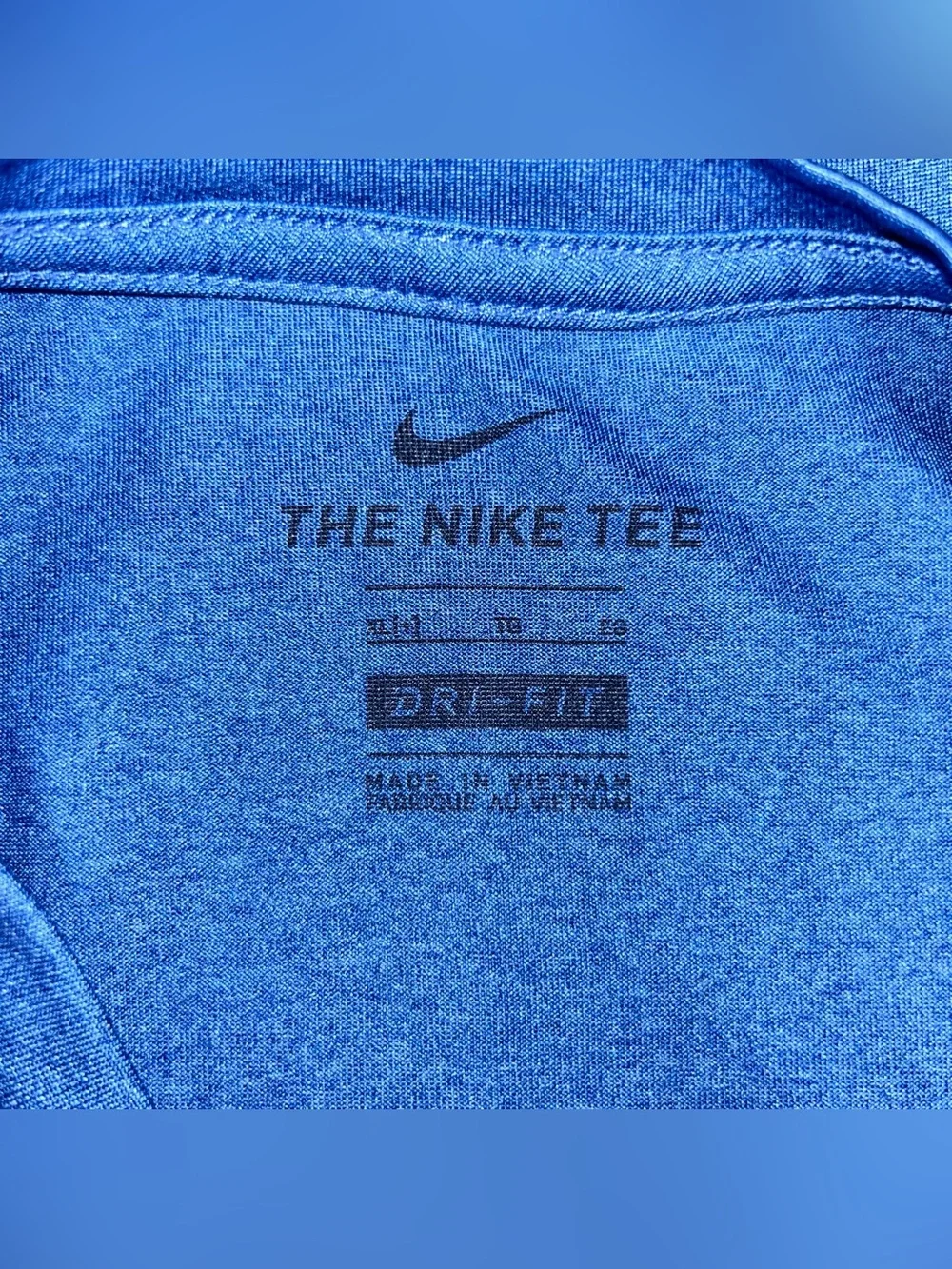 Nike The Nike Tee T-Shirt Dri Fit Short Sleeve Blue Boy’s Youth Size XL Swoosh